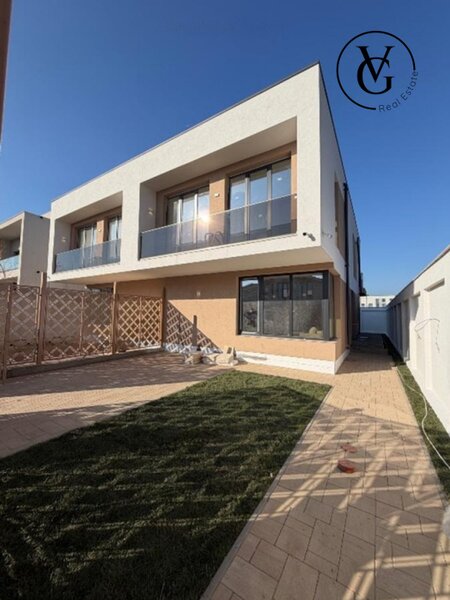 Corbeanca Petresti Vila Cuplata P+1