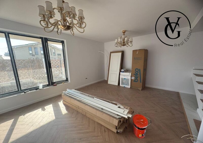 Corbeanca Petresti Vila Cuplata P+1